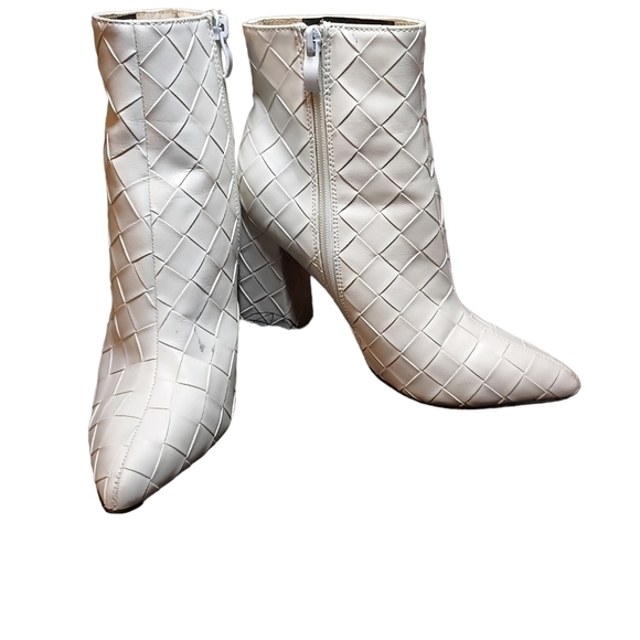 She & In size 39 (8) block heels faux Leather woven look white - Picture 4 of 16